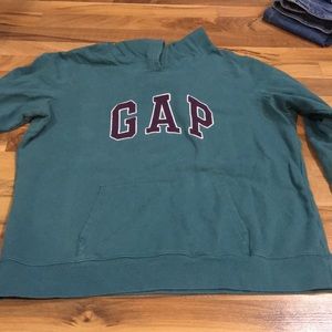 GAP sweatshirt